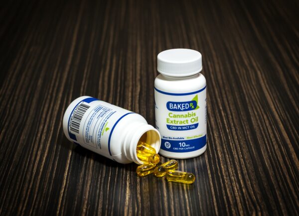 Baked Edibles – CBD Extract In MCT Oil Capsules 10mg or 20mg | Herb Heaven Canada